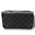 LOUIS VUITTON ヴィトン ジッピーLY エクリプス モノグラム セカンドバッグ 財布